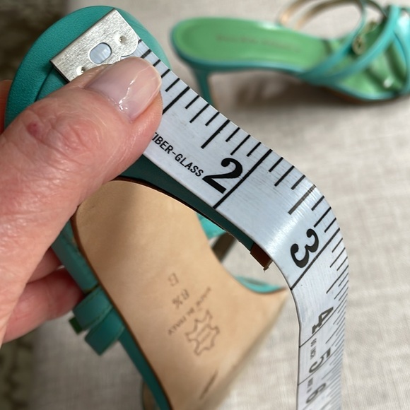 ELLEN TRACY Vintage strappy blue/ green  sandal size 8 1/2 - Picture 9 of 10